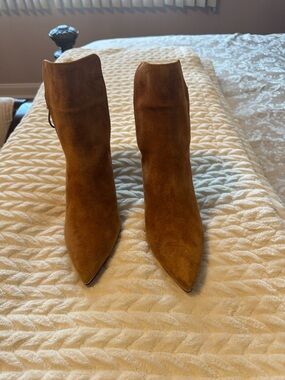 Tory Burch Pointed Toe Suede Ankle Boots - Cognac